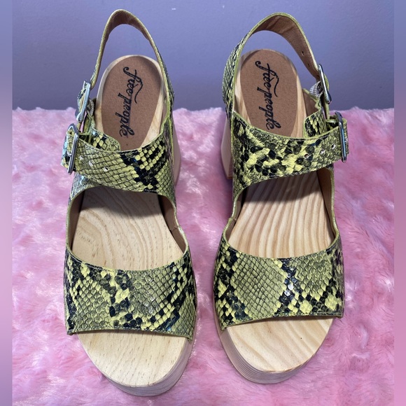 Free People Printed Belems Clog - Picture 8 of 11